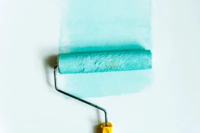 Peinture intérieure à Saint-Germain-de-Longue-Chaume — murs, plafonds et boiseries